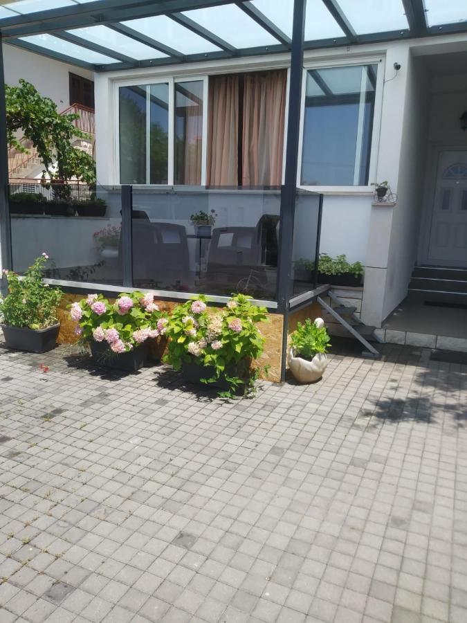 Apartments Centar - Mirjana Makarska Exterior photo