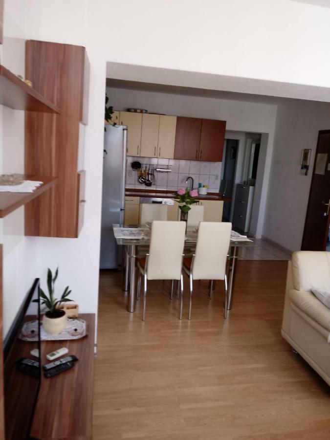 Apartments Centar - Mirjana Makarska Exterior photo